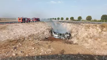 Şanlıurfa'da Devrilen TIR Alev Aldı