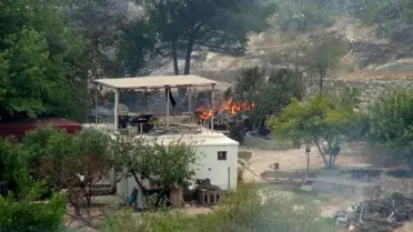 Silifke'de Orman Yangınına Müdahale Sürüyor