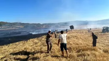 Boyabat'ta Anız Yangını: 60 Balya Saman Yandı