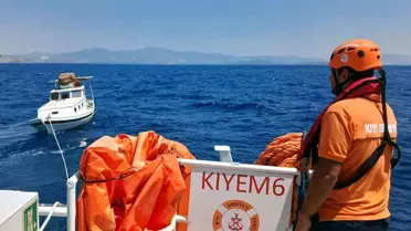 Bodrum'da Makine Arızası Yapan Tekne Kurtarıldı