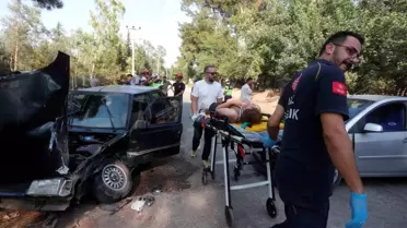 Antalya'da Piknik Dönüşü Kaza: 3 Yaralı