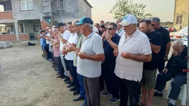Kazada Hayatını Kaybeden Çift Yan Yana Defnedildi