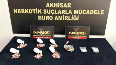 Manisa'da Uyuşturucu Operasyonu: İki Tacir Tutuklandı