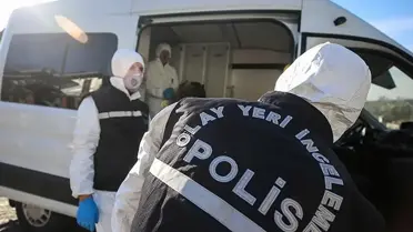 Sancaktepe'de aile katliamı! Anne ve babasını öldürdü