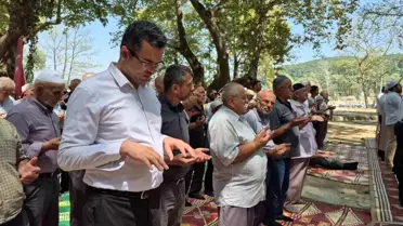 Düzce'de Yağmur Duası Etkinliği Düzenlendi