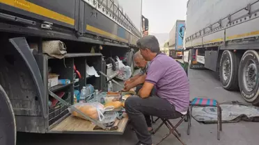 Silopi'de 49 Derece Sıcaklık TIR Şoförlerini Zorluyor