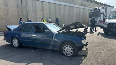 Samsun Kavak'ta Otomobil-Kamyon Çarpıştı: 5 Yaralı