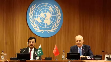 TBMM Başkanı Kurtulmuş, Pakistan Senato Başkanı Gilani ile görüştü
