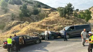 Bingöl'de Zincirleme Kaza: 5 Yaralı