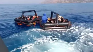 Çanakkale'de Kaçak Göçmen Kurtarma Operasyonu