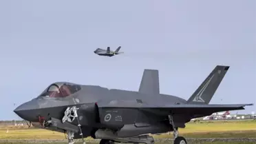 F-35 Uçağı California'da Tarlaya Düştü