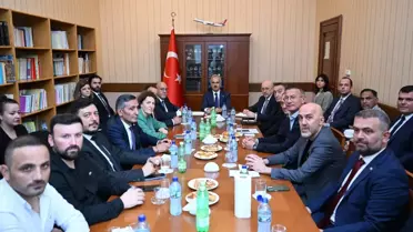 Uraloğlu, Gürcistan'da Türk İş İnsanlarıyla Buluştu