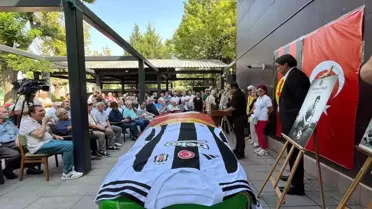 Eskişehirspor ve A Milli Takım'ın Eski Futbolcusu Süreyya Özkefe Son Yolculuğuna Uğurlandı
