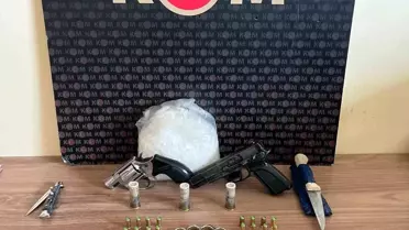 Kocaeli'de Kaçak Silah ve Uyuşturucu Operasyonu