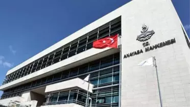 AYM'den yıllarca süren boşanma davaları için emsal karar