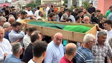 Boşanma Aşamasındaki Kadın Eşi Tarafından Vuruldu, Cenazesi Uğurlandı