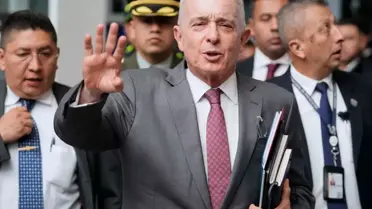 Kolombiya'da eski Devlet Başkanı Alvaro Uribe, 12 yıl ev hapsine mahkum edildi