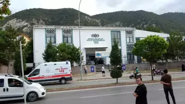 Kütahya'da Lokalde Asma Tavan Çöktü, 1 Yaralı