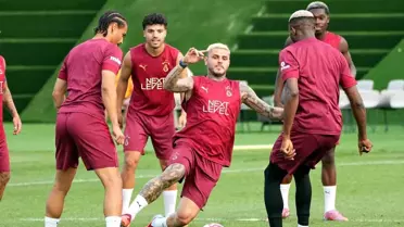 Osimhen Galatasaray'da İlk Antrenmanına Çıktı