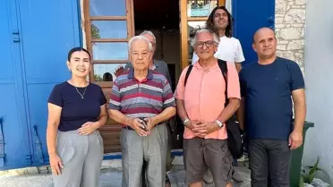 Bedri Baykam, Didim Belediyesi'nin Tarihi Akköy Kütüphanesi'ni Ziyaret Etti