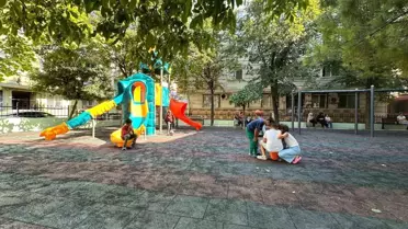 Sümbül Sokak Parkı Yenilendi