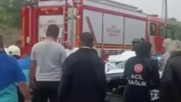 TIR'a çarpan otomobilde yaşlı kadın hayatını kaybetti