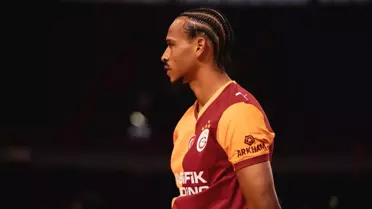 Galatasaray'da Osimhen ve Sane İmza Töreni