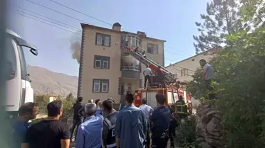 Hakkari'de Apartman Dairesinde Yangın Çıktı