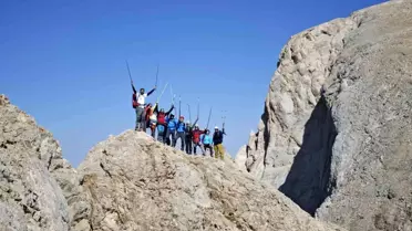 Cilo Reşko Dağı'nda Zirve Sevinci