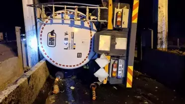 Bolu'da Tanker Devrildi: Sürücü Yaralandı