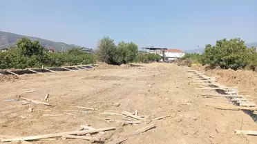 Buharkent'e Yeni Sentetik Futbol Sahası Kazandırılıyor