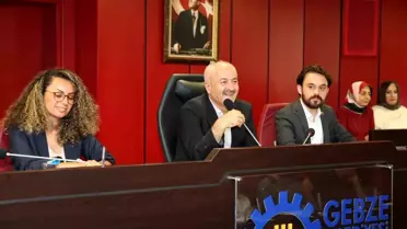 Gebze Belediyesi Meclisi Kadro Değişikliklerini Oy Birliğiyle Kabul Etti