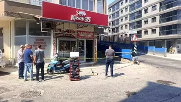 İzmir'de Bıçaklı Kavga: 2 Yaralı, 1 Gözaltı