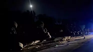 Kırıkhan'da Devriye Tır Kazası: Sürücü Yaralı