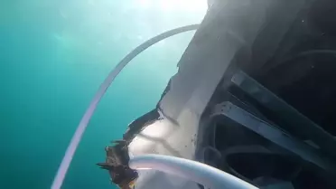 Yalova'dan Bozcaada'ya Giden Tekne Parçalandı