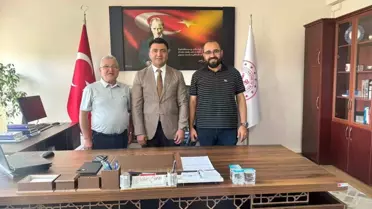 AK Parti Bilecik Merkez İlçe Başkanı Servet Yılmaz, Defterdar Bekir Şahin'i Ziyaret Etti