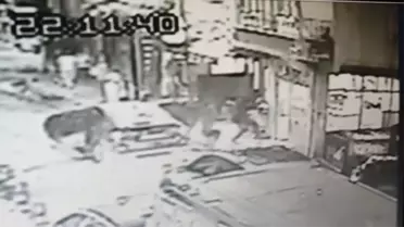 Bağcılar'da Kıraathaneye Silahlı Saldırı