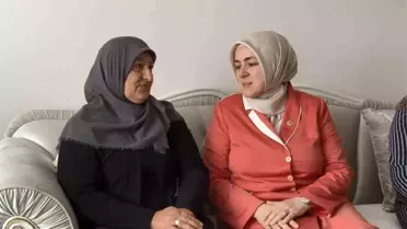 Cumhurbaşkanı Erdoğan'ın mektubu, Kars'ta şehit annesine teslim edildi