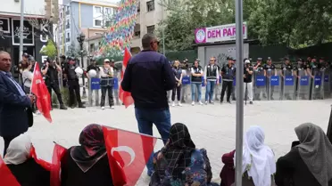 PKK tarafından kaçırılan evlatları için eylem yapan ailelerden çağrı: 'Gelin teslim olun'