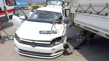 İnegöl'de Kaza: Sürücü Ağır Yaralı