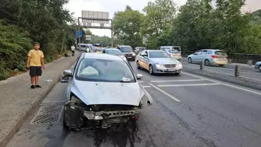 Sarıyer'de Hızla Giden Araç Kaza Yaptı