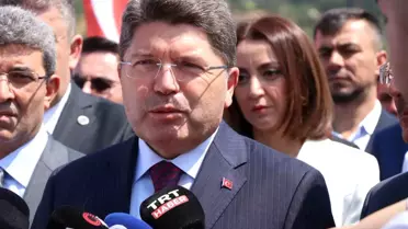 Adalet Bakanı Tunç, Özgür Özel'e 'Belgeleri niye bekletiyorsun elinde? Varsa belgeleri'