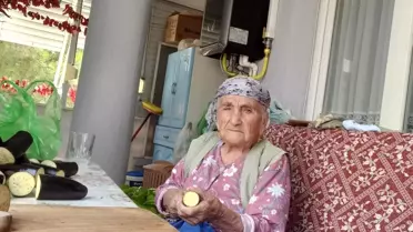 96 Yaşındaki Kadının Kış Hazırlığı