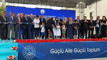 Bakan Göktaş Iğdır'da Sosyal Hizmet Merkezleri Açtı