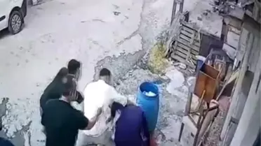 Baba-oğul 'bidon' tartışmasında 70 yaşındaki kadını darp etti