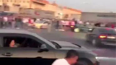 Drift İzleyen Vatandaşa Araç Çarptı