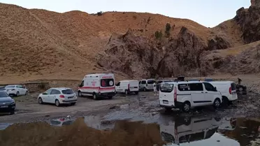 Kanyonda Düşen Genç Hastaneye Kaldırıldı