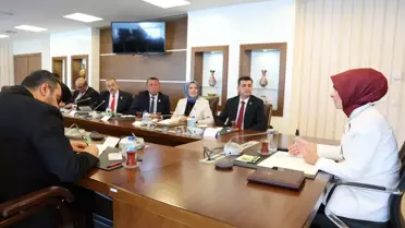 Aile ve Sosyal Hizmetler Bakanı Harp Malulü Gaziler Derneği Yetkililerini Kabul Etti
