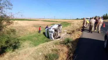 Diyarbakır'da Minibüs Devrildi: 1 Yaralı