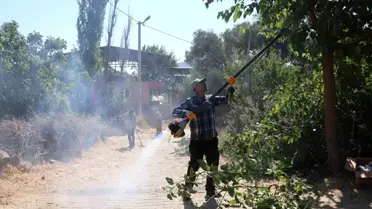 Nazilli Belediyesi Hisarcık'ta Park ve Bahçe Temizliği Yaptı